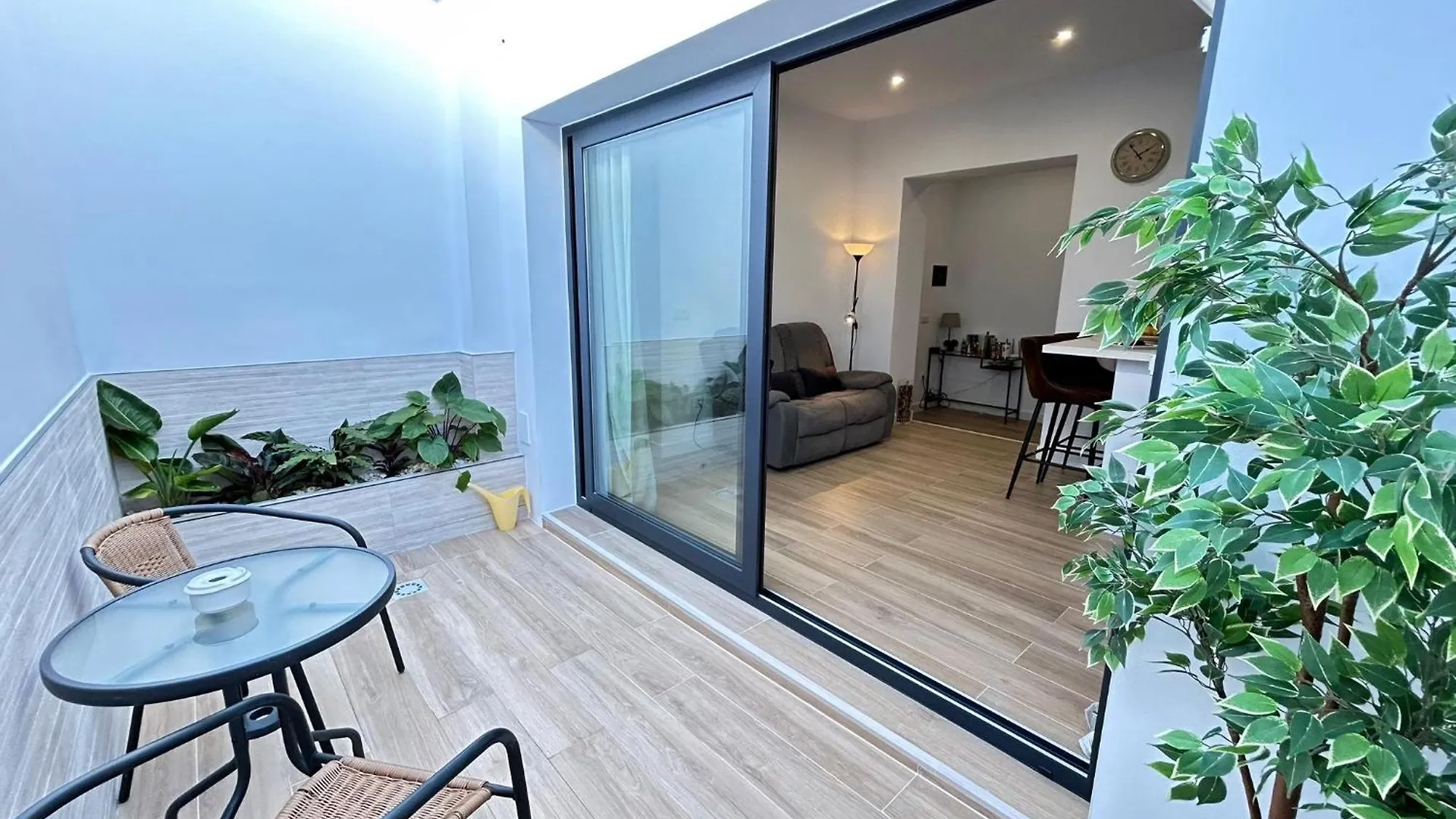 Wohnung El Patio Mit Privatparkplatz Chipiona Apartment